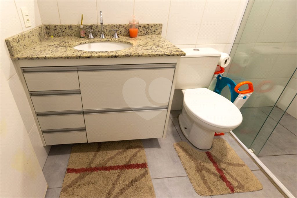 Apartamento à venda com 3 quartos, sendo 1 suíte, em Capela, Vinhedo, SP