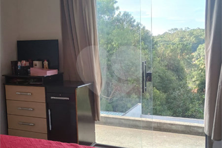 Casa à venda com 2 quartos, sendo 1 suíte, em Jardim Casa Branca, Suzano, SP