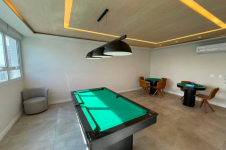 Apartamento com 2 dormitórios à venda, 74 m² por R$ 1.049.000,00 - Gonzaga - Santos/SP