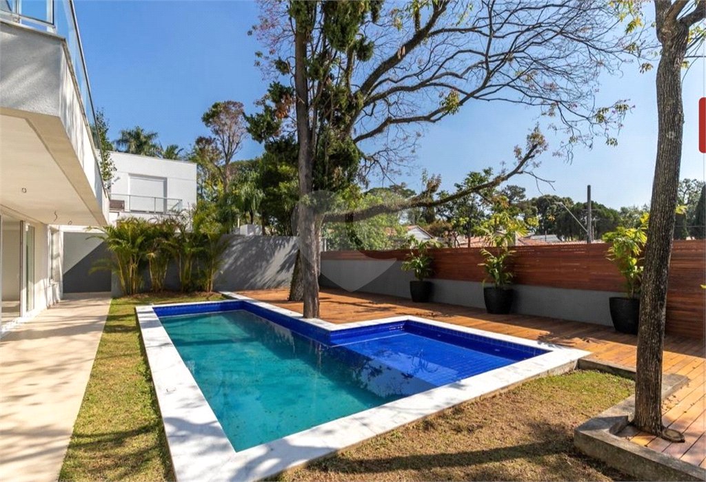 Casa à venda com 4 suítes no condomínio Porto Fino, São Paulo - SP