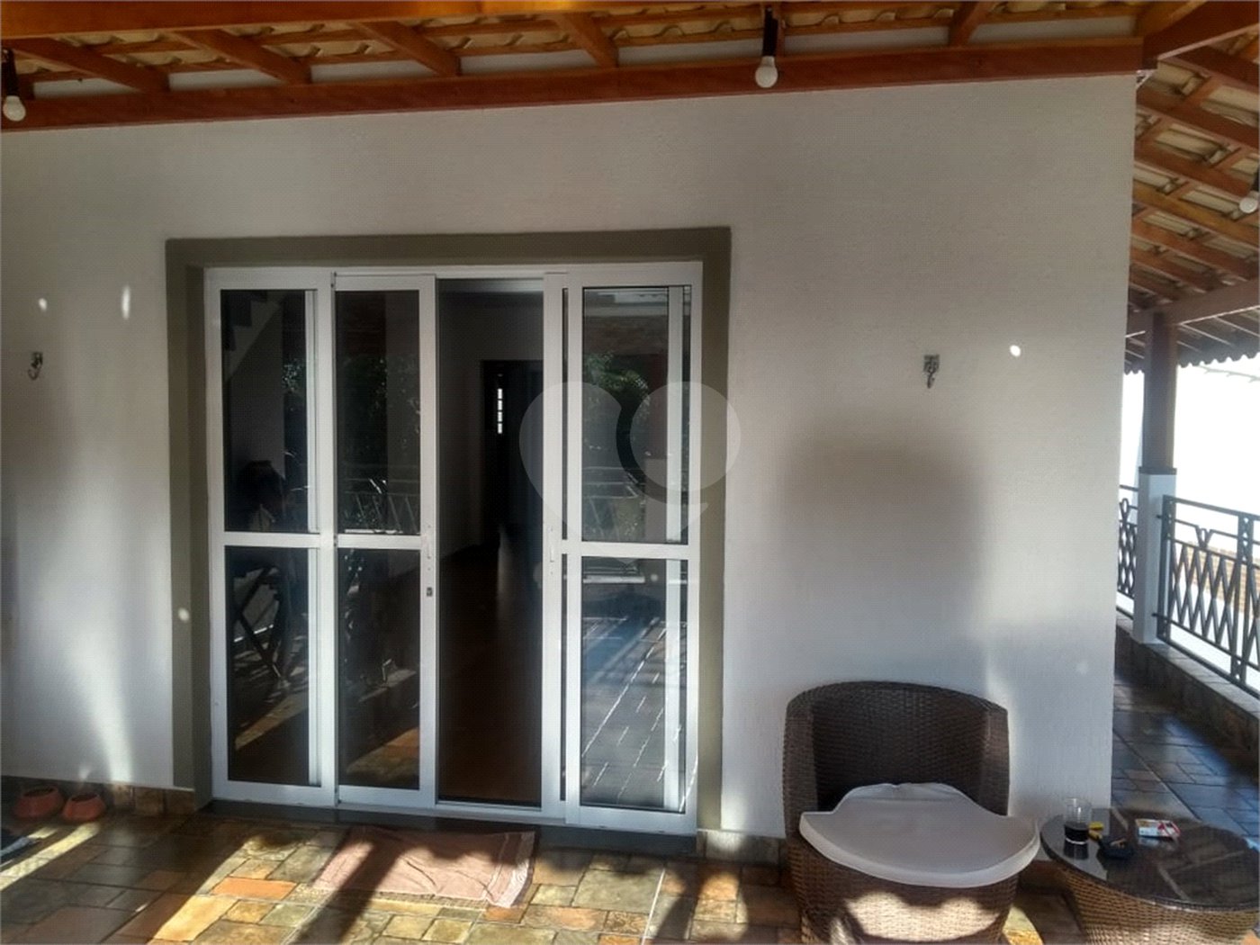 Casa à venda com 3 quartos, sendo 1 suíte, no condomínio Alpes de Mairiporã, Mairiporã - SP