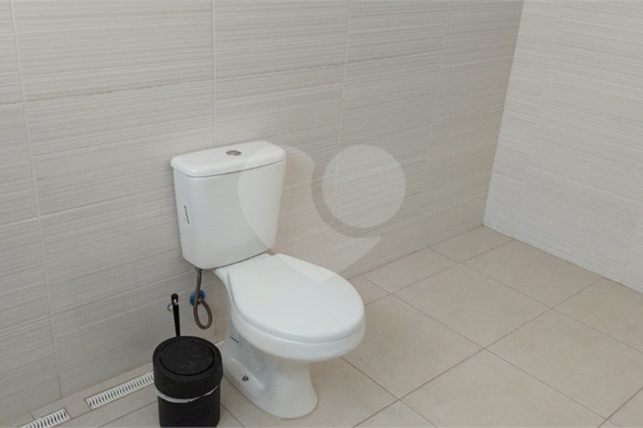 Sobrado à venda com 3 quartos, sendo 2 suítes, em Vila Paulicéia, São Paulo, SP
