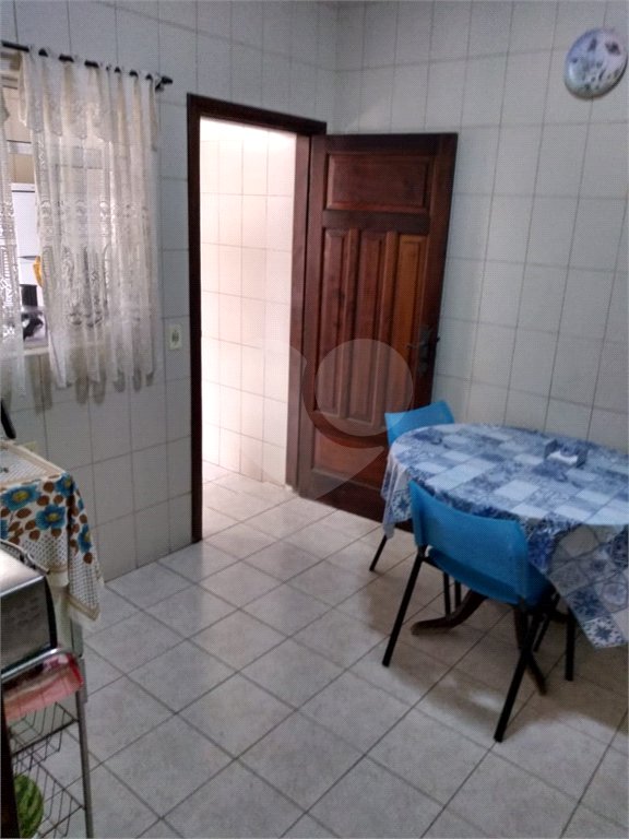 Casa à venda com 4 quartos, sendo 1 suíte, em Alto da Lapa, São Paulo, SP