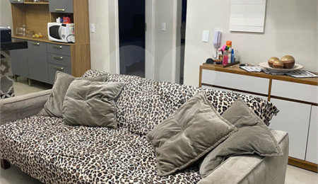 Casa à venda com 3 quartos, sendo 1 suíte,  no condomínio Residencial Marchant Buarque, Atibaia - SP