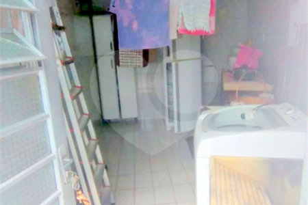 Casa à venda com 6 quartos, sendo 4 suítes, em Chora Menino, São Paulo, SP