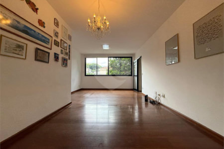 Apartamento à venda com 3 quartos, sendo 1 suíte, em Vila Paulicéia, São Paulo, SP