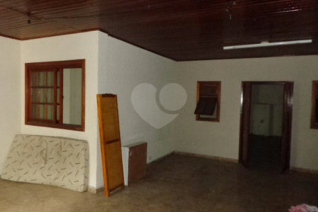 Casa à venda com 3 suítes no condomínio Dracena, São Paulo - SP