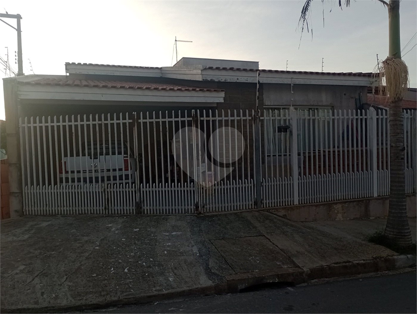 Casa à venda ou para alugar com 3 quartos, sendo 1 suíte, em Jardim Alvorada, Itapetininga, SP