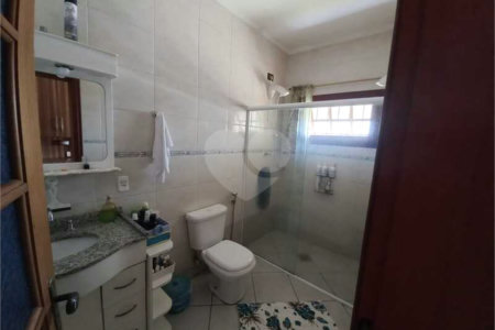 Casa à venda com 3 quartos, sendo 1 suíte, no condomínio Outeiro das Flores 2, Itupeva - SP