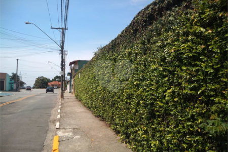 Casa à venda com 3 quartos, sendo 1 suíte,  em Vila Oliveira, Mogi das Cruzes, SP