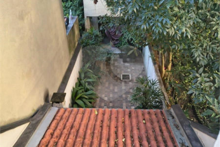 Casa à venda com 3 quartos, sendo 1 suíte, em Mirandópolis, São Paulo, SP