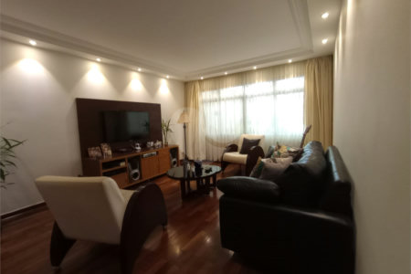 Sobrado à venda com 4 quartos, sendo 1 suíte,  em Jardim Prudência, São Paulo, SP