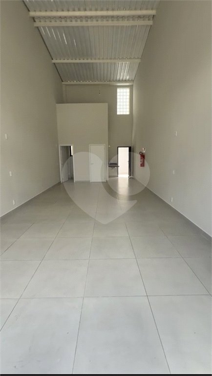 Salão Comercial para alugar em Atibaia Jardim, Atibaia, SP