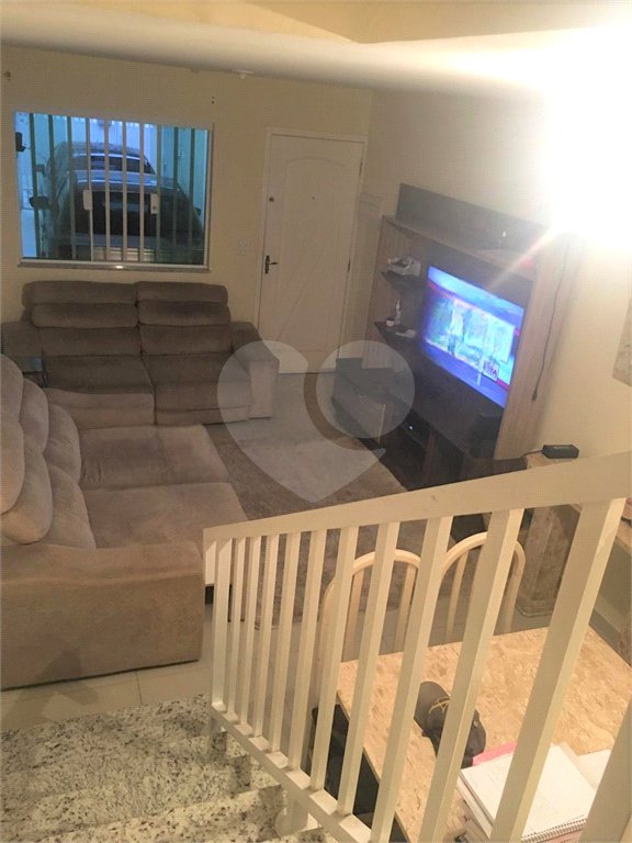 Sobrado à venda com 3 quartos, sendo 1 suíte, em Jardim Ana Rosa, São Paulo, SP