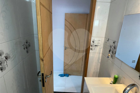 Sobrado à venda com 3 quartos, sendo 1 suíte, em Santíssimo, Rio de Janeiro, RJ