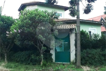Sobrado à venda com 5 quartos, sendo 3 suítes, em Campos de Atibaia, Atibaia, SP