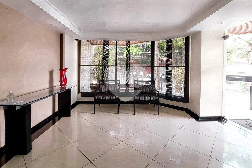 Apartamento à venda com 2 quartos, sendo 1 suíte, em Campo Belo, São Paulo, SP