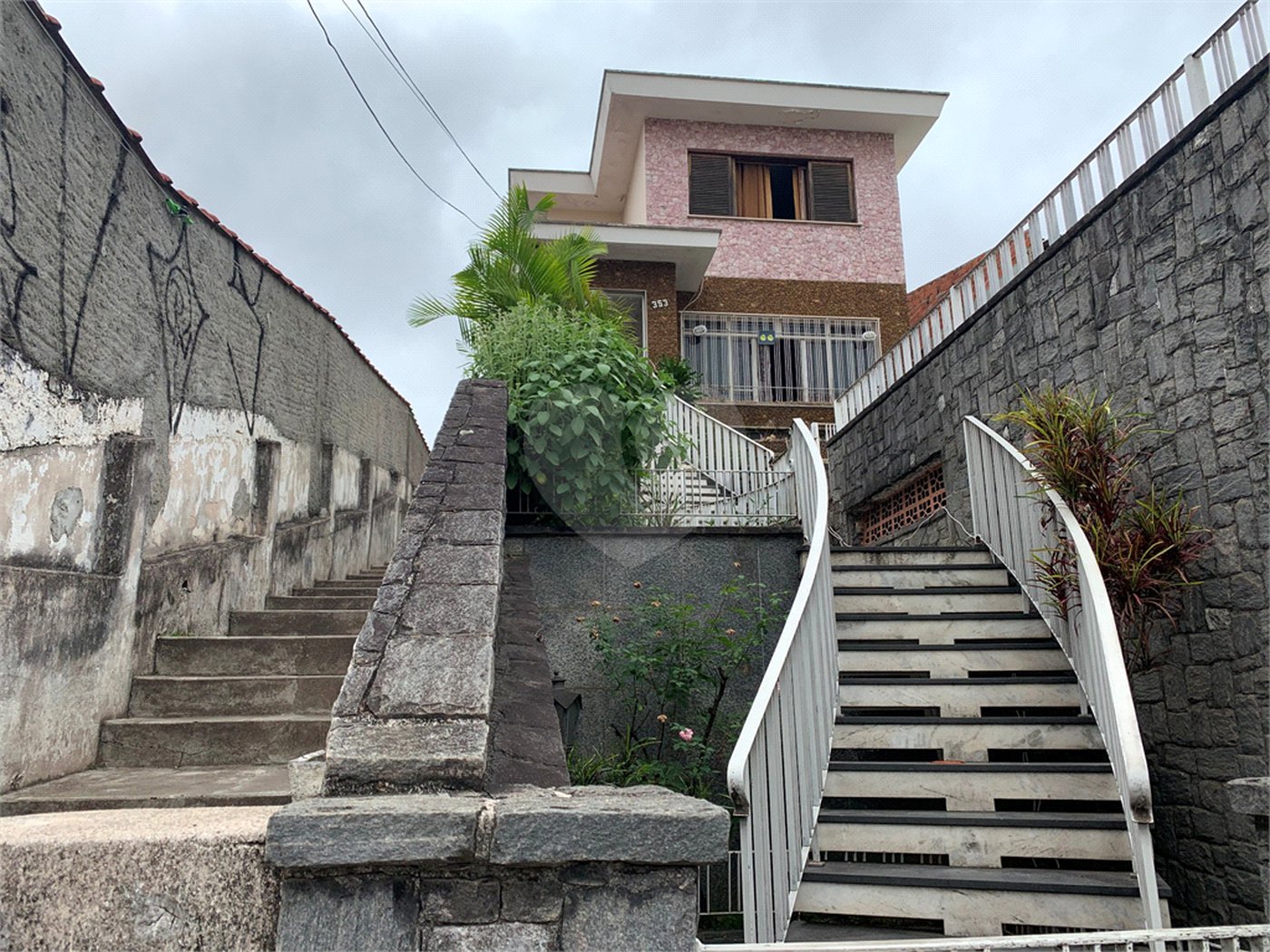 Sobrado à venda com 3 quartos em Vila Gustavo, São Paulo, SP