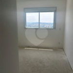 Apartamento à venda com 3 quartos, sendo 1 suíte,  em Barueri, Barueri, SP