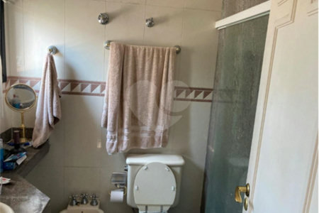 Apartamento à venda com 4 quartos, sendo 2 suítes,  em Moema, São Paulo, SP