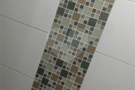 Sobrado à venda com 3 quartos, sendo 1 suíte,  em Residencial Rancho Grande, Itaquaquecetuba, SP