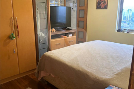 Apartamento à venda com 3 quartos, sendo 1 suíte,  em Vila Santo Estéfano, São Paulo, SP