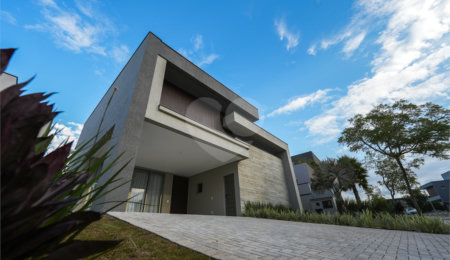 Casa à venda com 4 suítes no condomínio Alphaville Nova Esplanada 4, Votorantim - SP