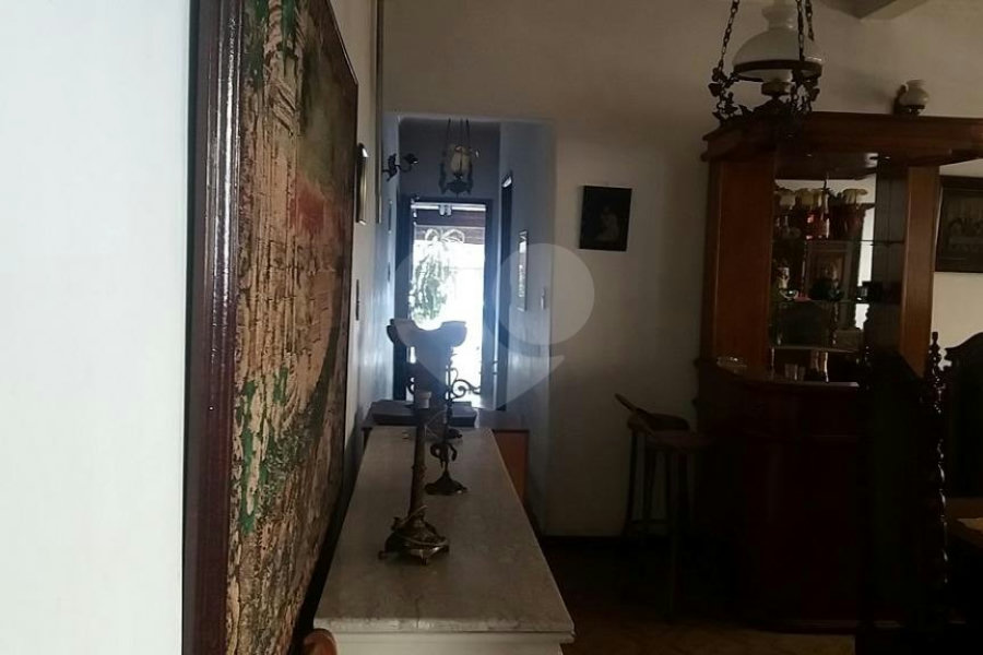 Casa Térrea à venda com 3 quartos em Bom Retiro, São Paulo, SP