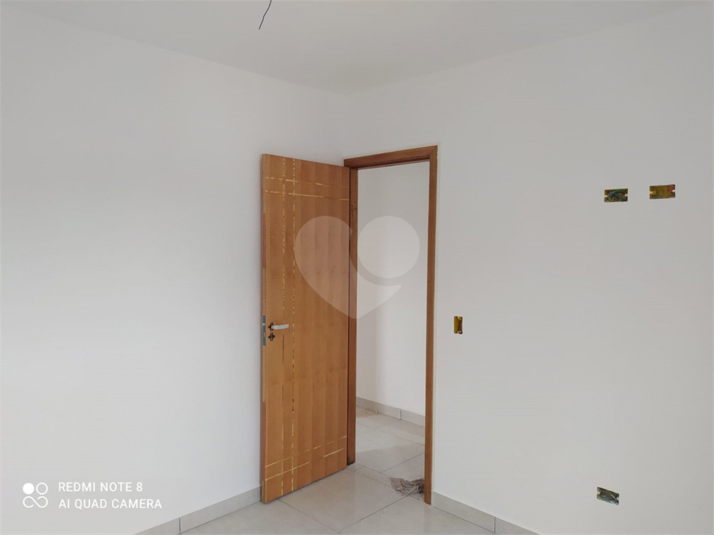 Apartamento de 48m2 localizado na Travessa da Av. Jaçanã 2 dorms