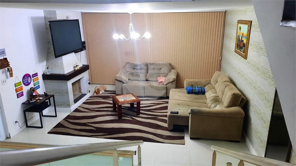 Sobrado à venda com 3 quartos, sendo 1 suíte, em Americanópolis, São Paulo, SP