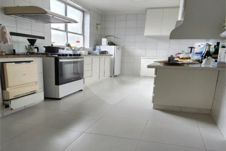 Apartamento à venda com 3 quartos, sendo 1 suíte, em Jardim Paulista, São Paulo, SP
