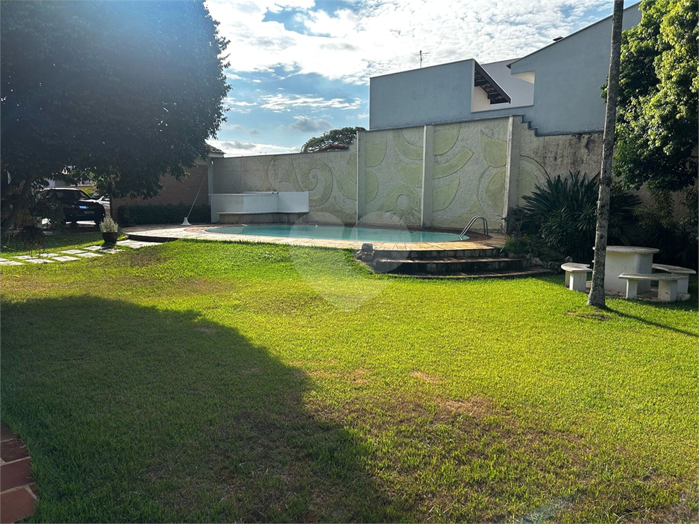 Casa à venda com 4 quartos, sendo 2 suítes, em Vila Aparecida, Itapetininga, SP