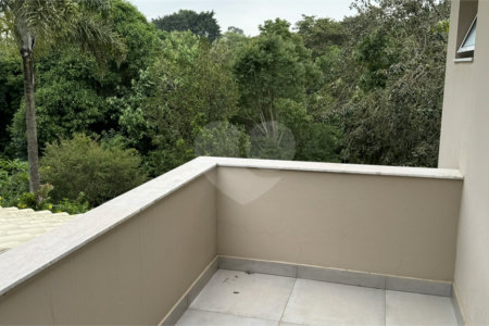 Casa à venda com 3 suítes no condomínio Residencial Delle Stelle, Louveira - SP