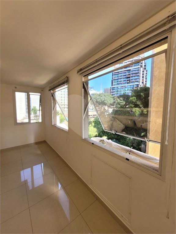 Sala à venda em Bela Vista, São Paulo, SP
