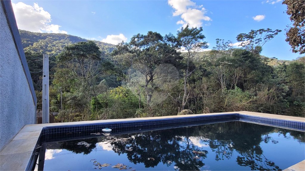 Casa Térrea à venda com 3 quartos, sendo 1 suíte,  em Pedra Vermelha (terra Preta), Mairiporã, SP