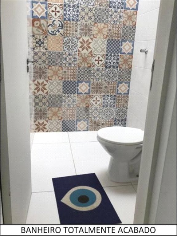 Casa à venda com 3 quartos, sendo 1 suíte, no condomínio Residencial Vila D`ouro, Cotia - SP
