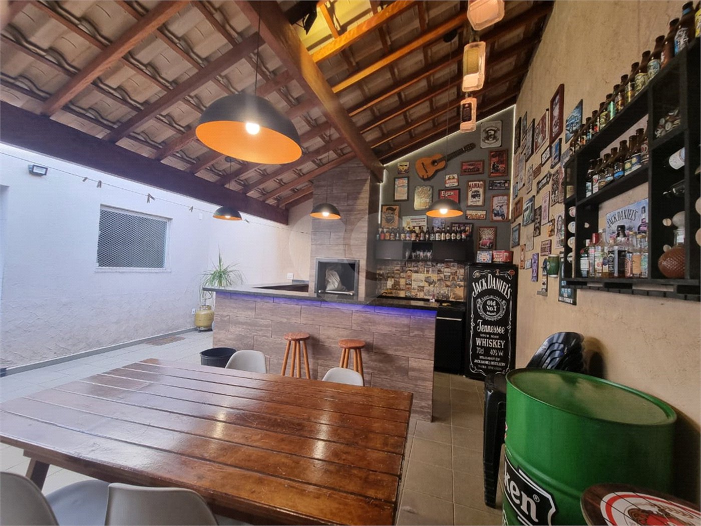 Casa à venda com 3 quartos, sendo 1 suíte,  no condomínio Bella Vista, Sorocaba - SP