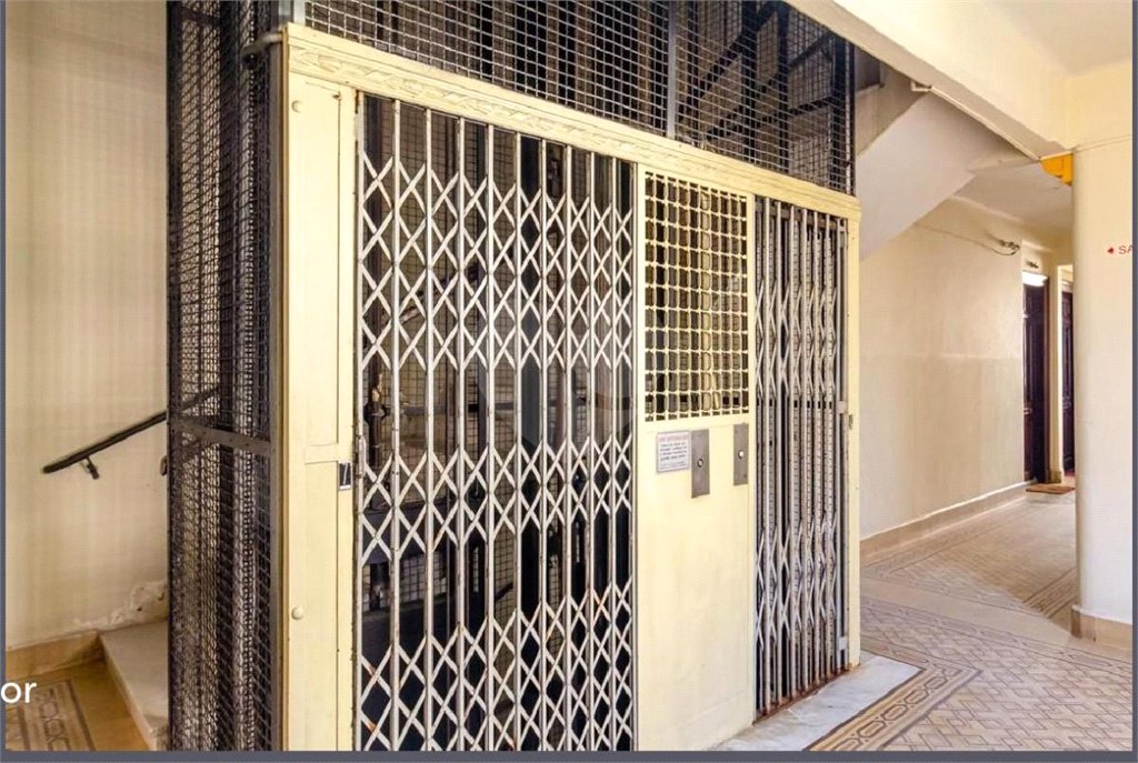 Apartamento à venda com 2 quartos em República, São Paulo, SP