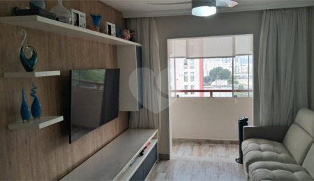 Apartamento à venda com 3 quartos, sendo 1 suíte,  em Campo Grande, São Paulo, SP