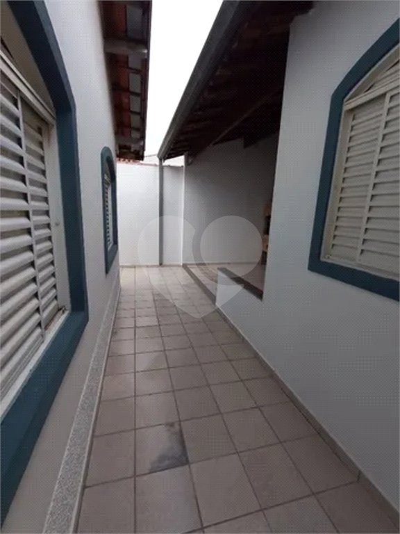 Casa à venda com 3 quartos, sendo 2 suítes,  em Conjunto Residencial Trinta e Um de Março, São José dos Campos, SP