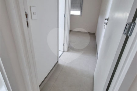 Apartamento à venda com 2 quartos, sendo 1 suíte, em Jardim Santo Antônio, Valinhos, SP
