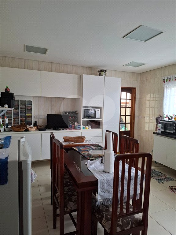 Sobrado à venda com 3 quartos em Santa Teresinha, São Paulo, SP