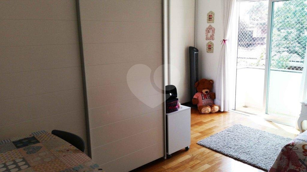 Casa à venda com 4 suítes em Granja Julieta, São Paulo, SP