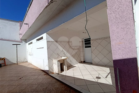 Casa à venda ou para alugar com 3 quartos, sendo 1 suíte, no Centro, Itapetininga, SP