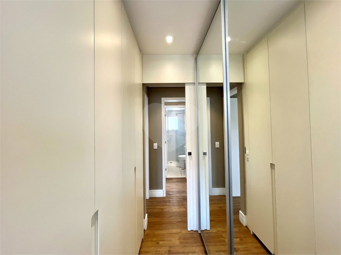 Apartamento à venda com 3 suítes em Vila Mascote, São Paulo, SP