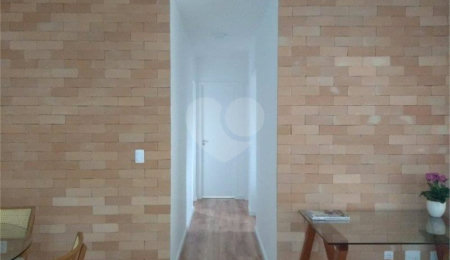 Apartamento à venda com 2 quartos, sendo 1 suíte,  em Gramado, Cotia, SP