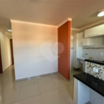 Apartamento á venda com 02 Dormitórios, em São Carlos.