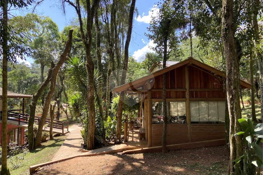 Casa à venda com 6 suítes em Serra da Cantareira, Mairiporã, SP