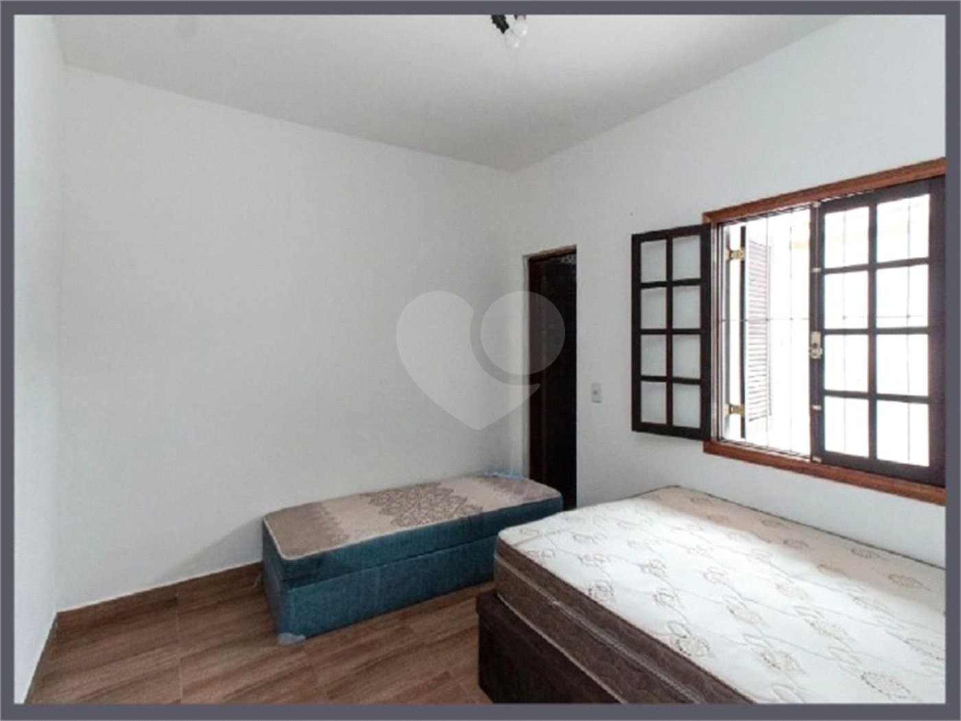 Casa Térrea à venda com 3 quartos, sendo 2 suítes, em Horto, São Paulo, SP