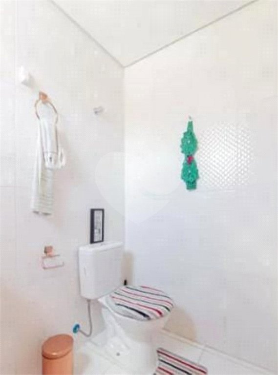 Casa à venda com 2 suítes no condomínio Residencial Flor de Lis, São Paulo - SP